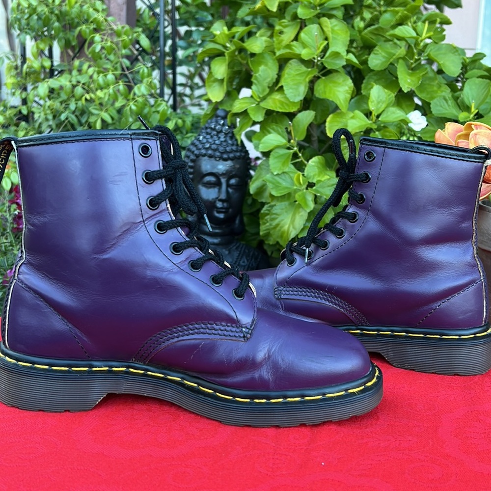 🏴 Dr. Martens MIE Vintage Purple Lace Up Combat Boots UK 7 - Picture 8 of 17